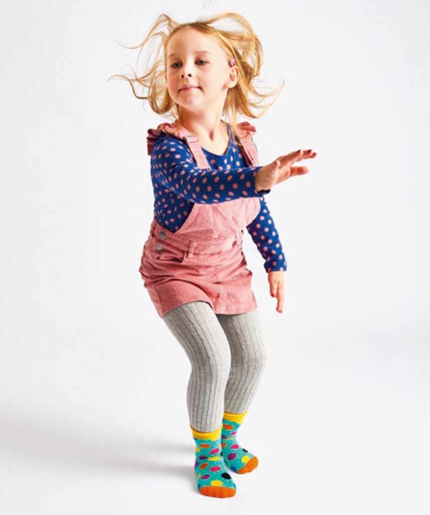 kita-kinderzimmer-hamburg-ratgeber-tanzen-kiziPendium_02_SonicKids_P22_2