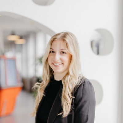 Portrait von unserem Azubi Julia