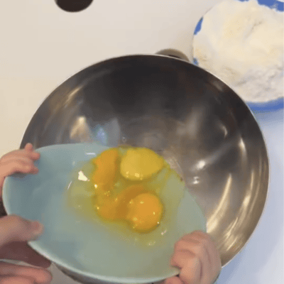 kita-kinderzimmer-eißendorf-hamburg-eißendorf-rezept-mini-donutsBildschirmfoto 2024-09-20 um 16.25.27