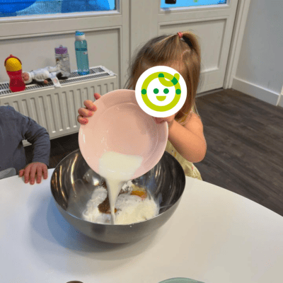 kita-kinderzimmer-eißendorf-backen-salami-waffel9