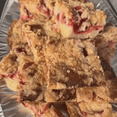 kita-kinderzimmer-eißendorf-hamburg-backen-grießkuchen-Bildschirmfoto 2024-10-09 um 11.14.58 Gebackener Grießkuchen mit Streuseln in der Kita kinderzimmer Hamburg