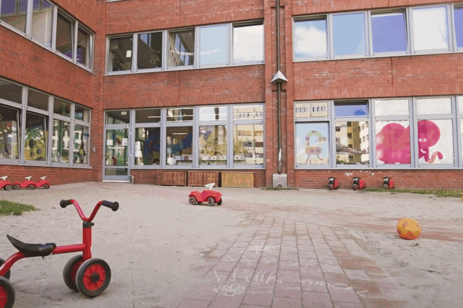 kita-kinderzimmer-hamburg-hammerbrook-gruppenraum-eingang